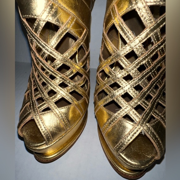 ANNA DELLO RUSSO X H&M Gold Platform Stiletto Heels ✨ - Picture 6 of 13